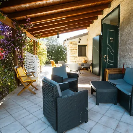 Primavera Villa